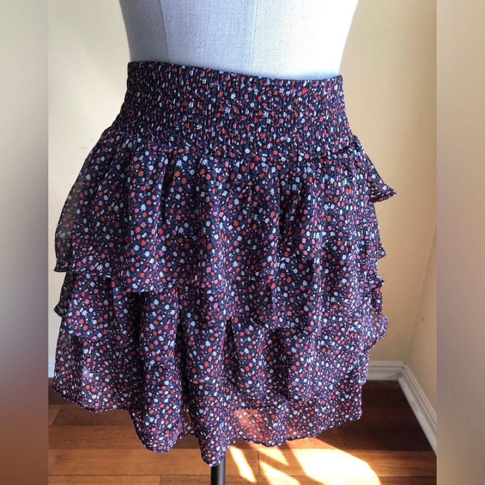 NWOT American Eagle Outfitters Navy Floral Tiered Ruffle Skirt
